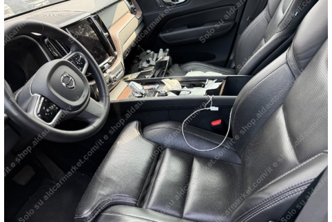 2022 Volvo XC 60, Dyzelinas